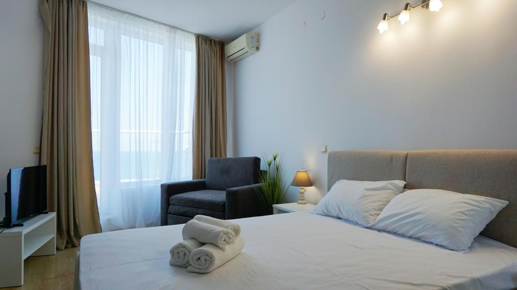 Плажни Апартаменти Силвър Бийч - Silver Beach Sea Apartments Byala  Buitenkant foto