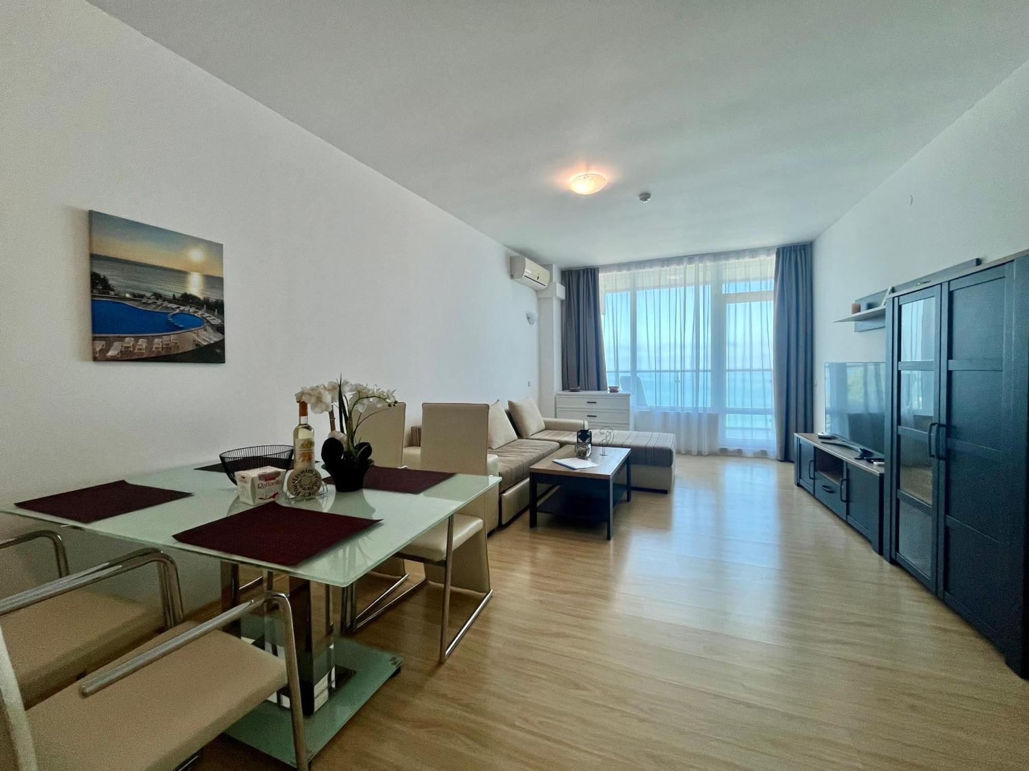 Плажни Апартаменти Силвър Бийч - Silver Beach Sea Apartments Byala  Buitenkant foto