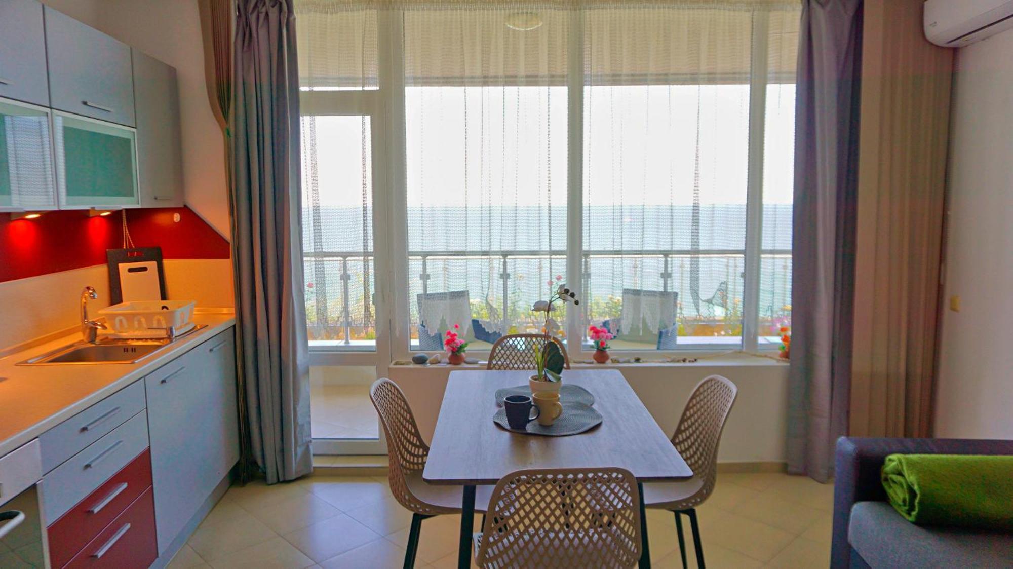 Плажни Апартаменти Силвър Бийч - Silver Beach Sea Apartments Byala  Buitenkant foto